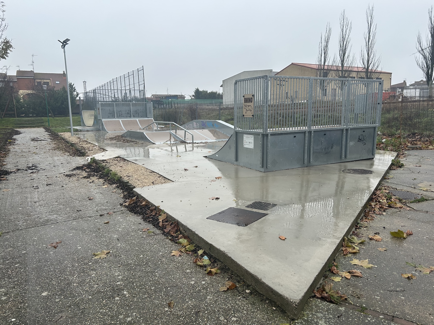 Villagonzalo Pedernales skatepark